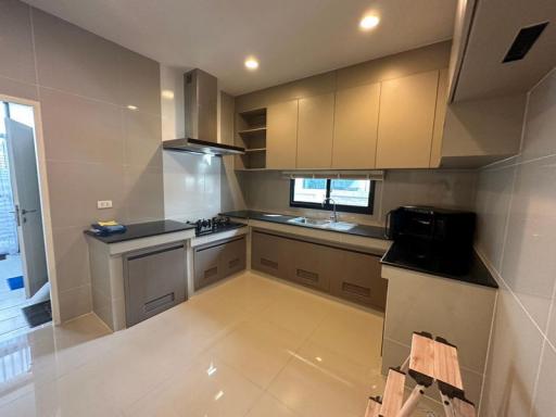 For Sale and Rent Pathum Thani Single House Setthasiri Wongwaen Lamlukka Lam Luk Ka