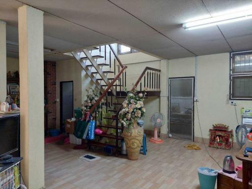 For Sale Bangkok Town House Sukhumvit BTS Ekkamai Watthana