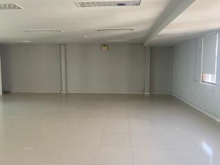 For Rent Bangkok Office Bang Na -Trad Bang Na