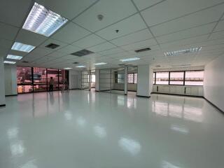 For Rent Bangkok Office Silom BTS Chong Nonsi Bang Rak