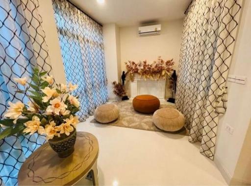 For Sale Bangkok Single House Nantawan Rama 9 - New Krungthepkreetha Krungthep Kreetha Saphan Sung