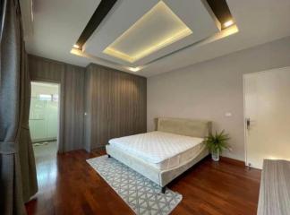 For Sale and Rent Samut Prakan Single House Ladarom Bangna KM.7 Bangna Trad Bang Phli