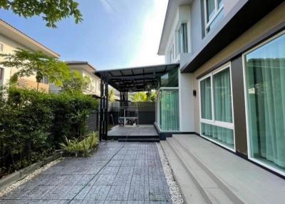 For Sale and Rent Samut Prakan Single House Ladarom Bangna KM.7 Bangna Trad Bang Phli