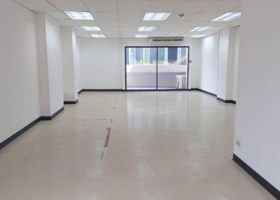 For Rent Bangkok Office Lang Suan BTS Chid Lom Pathum Wan