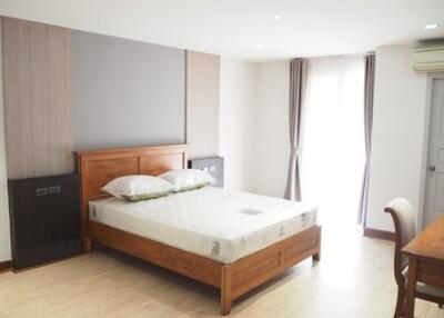 For Rent Bangkok Condo Nagara Mansion Nai Lert BTS Ploen Chit Pathum Wan