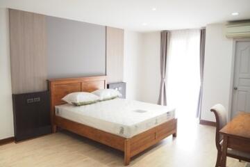 For Rent Bangkok Condo Nagara Mansion Nai Lert BTS Ploen Chit Pathum Wan