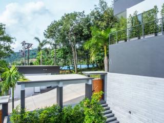 CHA6100: Private pool Villa with Asian modern Loft style interiors