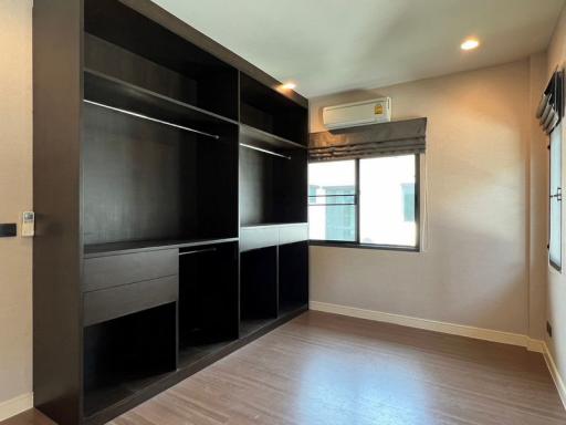 For Rent Bangkok Single House Setthasiri Krungthepkreetha Pracha Ruamjai Bang Kapi