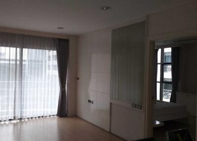 For Rent Bangkok Condo Baan Somthavil Mahatlek Luang 3 BTS Ratchadamri Bang Khen