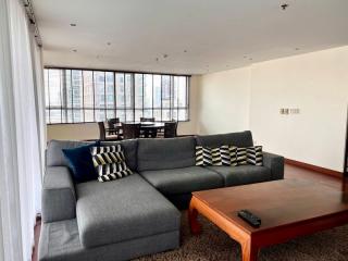 For Sale Bangkok Condo Urbana Langsuan Langsuan BTS Chit Lom Pathum Wan