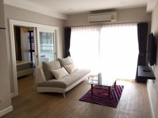 For Rent Bangkok Town House Sukhumvit BTS Ekkamai Watthana