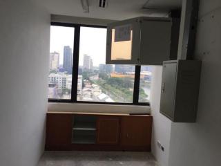 For Sale Bangkok Office Ratchadapisek BTS Asok MRT Sukhumvit Watthana