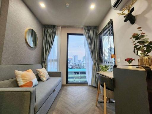 For Rent Bangkok Condo Chapter Chula Samyan Si Phraya BTS Sala Daeng MRT Sam Yan Bang Rak