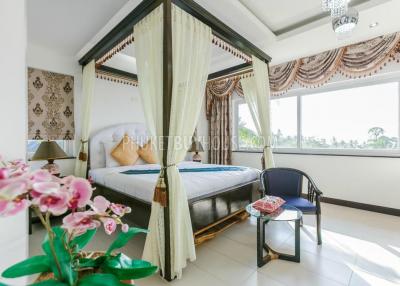 KAT6031: Charming 5 Bedroom Villa with Sea View in Kata