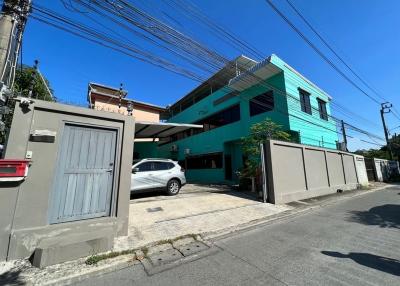 For Sale Bangkok Mini Factory with Office Ladprao Wang Thonglang