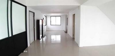 For Rent Bangkok Single House Srinakarin Prawet