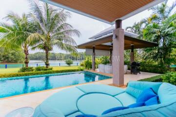 BAN5985: Luxury Villa with Lake view in Laguna area