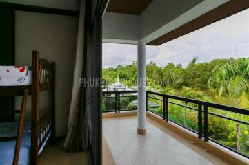 BAN5985: Luxury Villa with Lake view in Laguna area