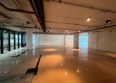 For Rent Bangkok Office Sukhumvit BTS Asok MRT Sukhumvit Watthana