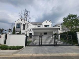 For Rent Bangkok Single House Nantawan Rama 9-Krungthep Kreetha Krungthep Kritha Saphan Sung