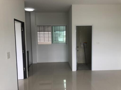 For Rent Nonthaburi Factory Kanchanaphisek Road Sai Noi