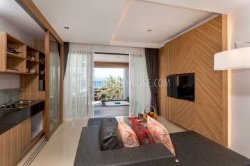 PAT5949: Beachfront Residence with direct Patong Beach access and only 50 m from Bangla Road