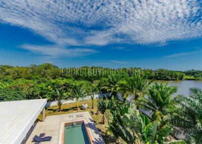 RAW5940: Pool Villa with a Tropical Garden in Rawai