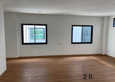 For Rent Samut Prakan Home Office King Kaew Road Bang Phli