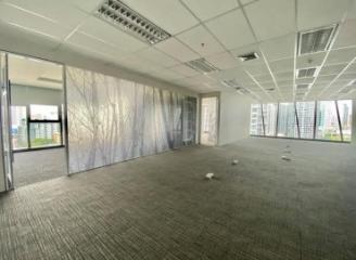 For Rent Bangkok Office Ratchadapisek MRT Rama 9 Huai Khwang