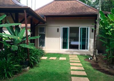 BAN5876: Charming 4 Bedroom Villa in a village in Bang Tao