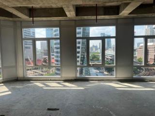 For Rent Bangkok Retail Narathiwas BTS Chong Nonsi Bang Rak