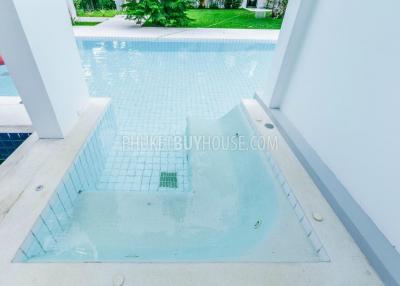 TAL5871: 3 Bedroom Villa with Tropical Garden in Talang