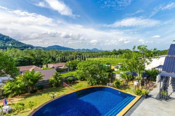 CHA5811: Luxury Eight Bedroom Villa in Chalong