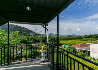 CHA5811: Luxury Eight Bedroom Villa in Chalong
