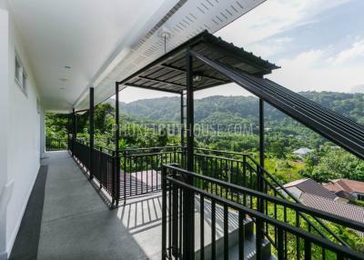 CHA5811: Luxury Eight Bedroom Villa in Chalong
