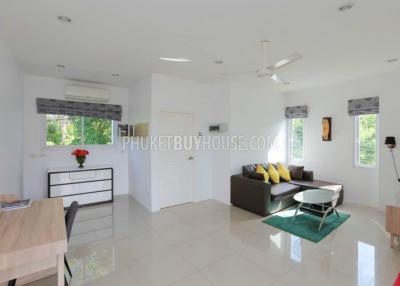 CHA5811: Luxury Eight Bedroom Villa in Chalong