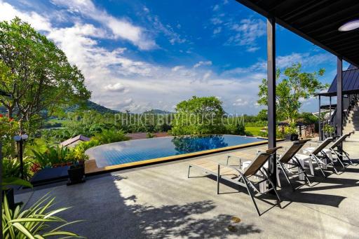 CHA5811: Luxury Eight Bedroom Villa in Chalong