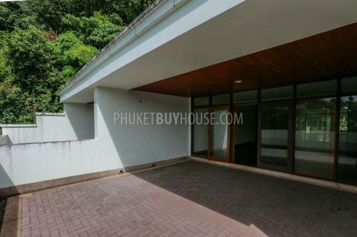 MAI5809: Magnificent Three Bedroom Apartment in Mai Khao