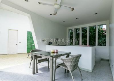 NAI5791: Modern 5-Bedroom Villa in Nai Harn