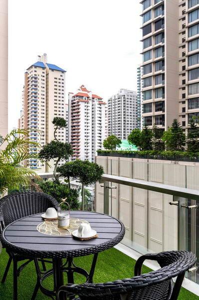 For Rent Bangkok Condo The Room Sukhumvit 21 Sukhumvit 21 BTS Asok MRT Sukhumvit Watthana