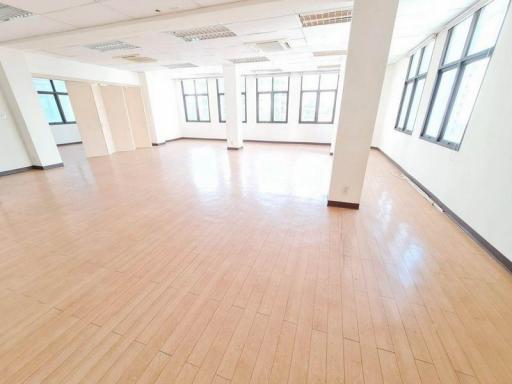 For Rent Bangkok Office Bang Na-Trat Bang Na