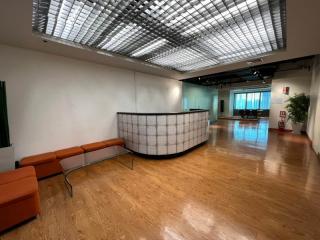 For Rent Bangkok Office New Petchaburi BTS Ekkamai Huai Khwang