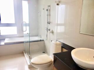 For Rent Bangkok Condo Nusasiri Grand Condo Sukhumvit 42 BTS Ekkamai Khlong Toei