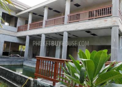 RAW5716: Elegant 4 Bedroom Pool Villa in Rawai