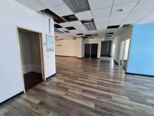 For Rent Bangkok Office Sukhumvit BTS Asok MRT Sukhumvit Watthana