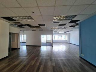 For Rent Bangkok Office Sukhumvit BTS Asok MRT Sukhumvit Watthana