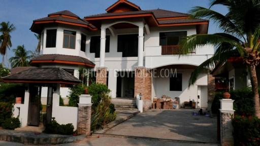 RAW5714: Luxury 6-Bedroom Villa in Peaceful Area, Rawai