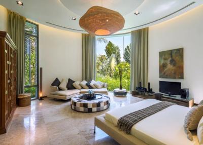 Luxurious 6 bedrooms villa in Kamala