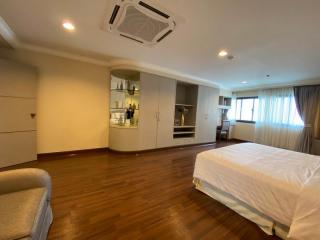 For Rent Bangkok Condo G.P. Grande Tower Sukhumvit 23 BTS Asok MRT Sukhumvit Watthana