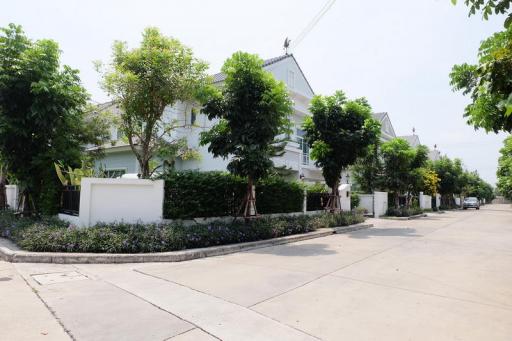 For Sale Bangkok Detached House Perfect Place Ramkhamhaeng -Suvarnabhumi 3 Min Buri